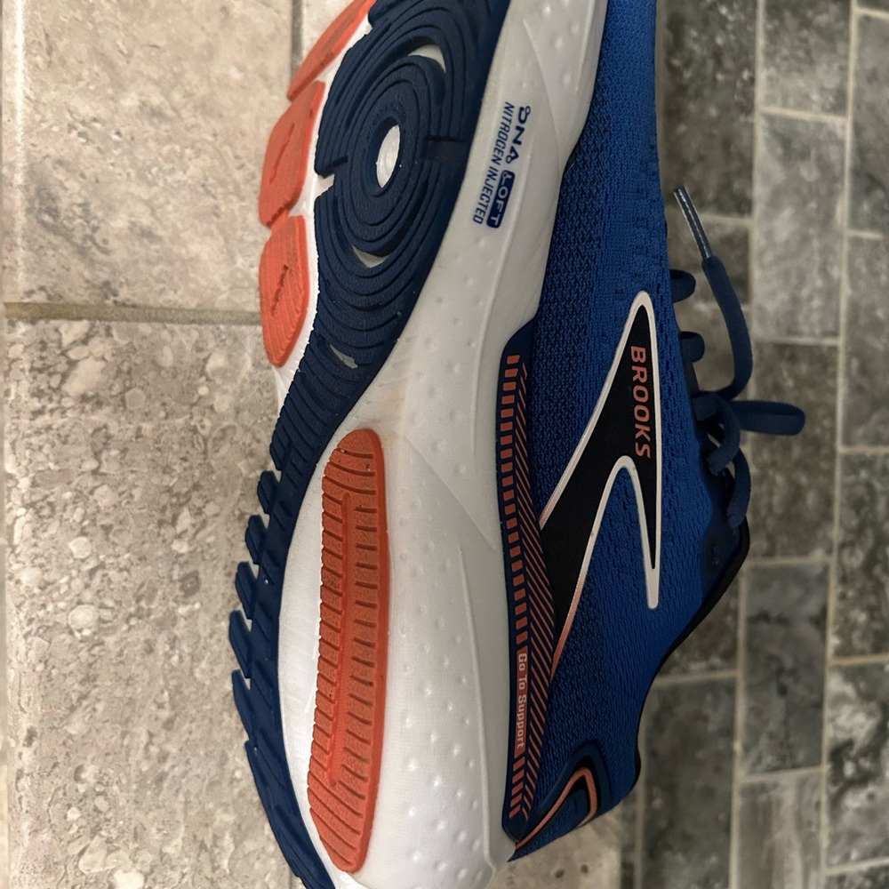 Brooks Glycerin 21 GTS. Like new. 7M. - Picture 8 of 11